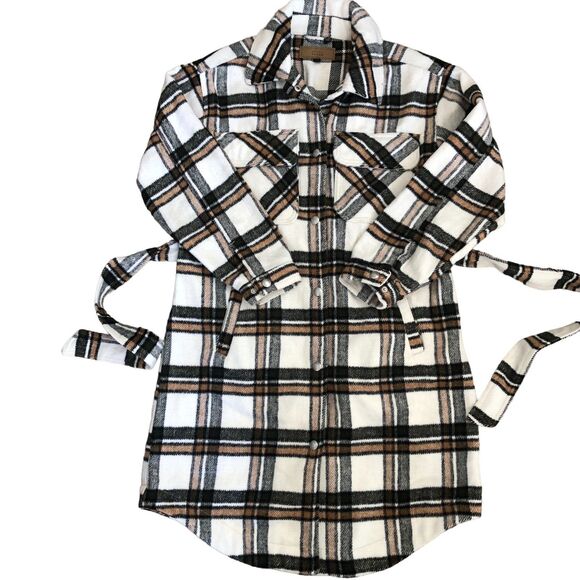 Blank‎ NYC Soft Cozy Flannel Shacket Jacket Preppy Clueless Plaid Longline - Picture 2 of 14